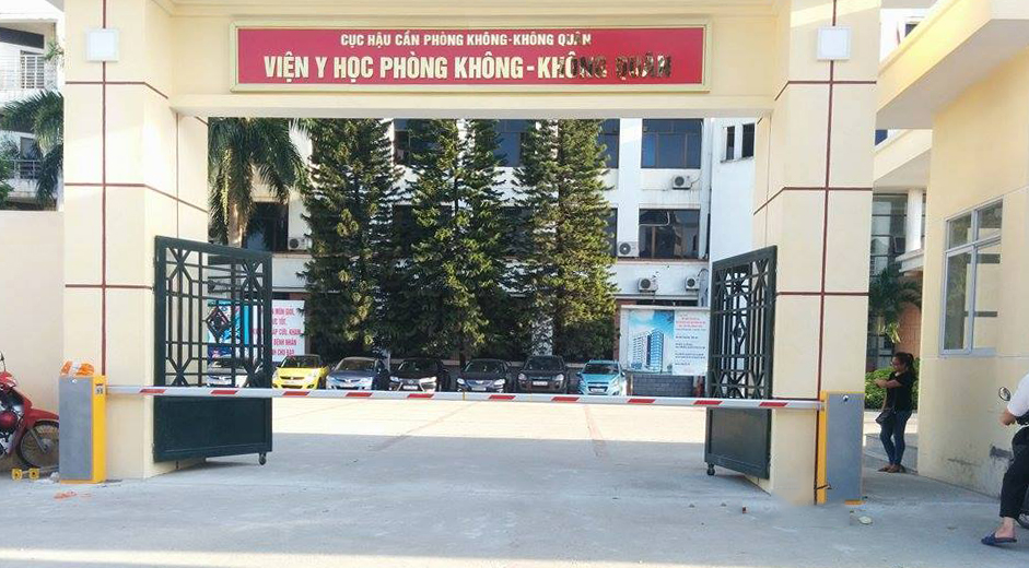 Học viện Phòng không- không quân