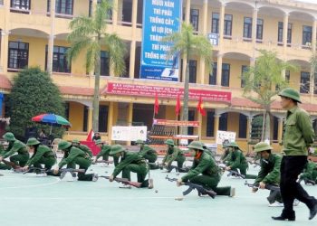 Ban hành chương trình mới môn Giáo dục quốc phòng cho trường THPT