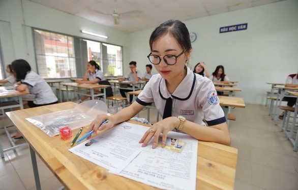 Bị điểm liệt, thi lại tốt nghiệp THPT 2021 như thế nào?