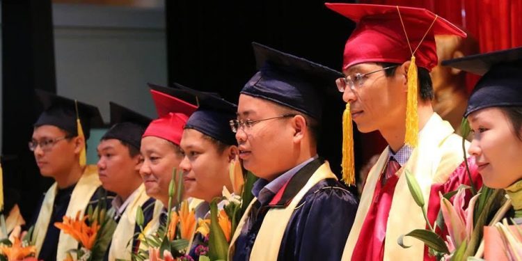 Các trường đại học có thể được tự chủ đào tạo tiến sĩ