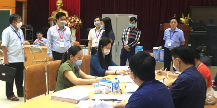 Chấm thi tốt nghiệp THPT: Đã xuất hiện nhiều điểm liệt môn Ngữ văn