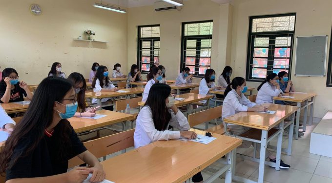 Đề xuất áp dụng thi trắc nghiệm với môn Ngữ Văn tại kỳ thi THPT