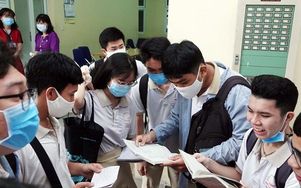 Điểm cao vẫn trượt, ban tuyển sinh Đại học lưu ý 2k3 khi xét tuyển