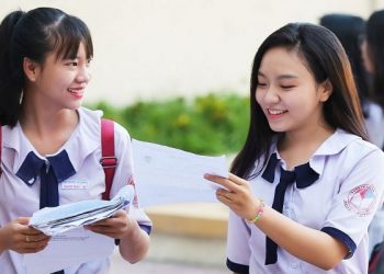 Điểm NV2 có cao điểm hơn NV1 thì NV2 có bị tăng điểm không?