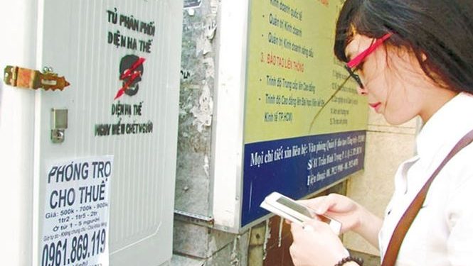 Dở khóc dở cười chuyện tân sinh viên tìm trọ: Giá “trên trời” nhưng chẳng khác gì phòng “biệt giam” trên phim