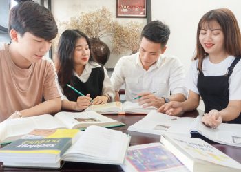 Kinh nghiệm học tốt các môn đại cương cho tân sinh viên