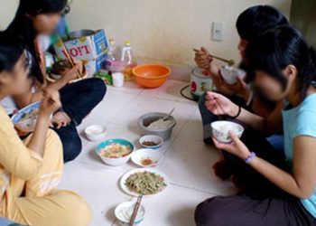 Những nguyên nhân khiến sinh viên dù được chu cấp bao nhiêu tiền vẫn thấy thiếu