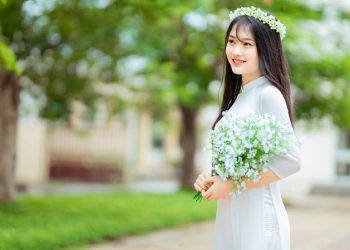 Nữ sinh đạt 3 điểm 10 tuyệt đối kỳ thi tốt nghiệp THPT: Không thể tin vào mắt mình