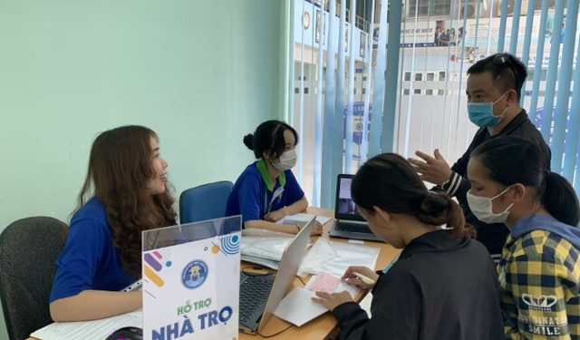 Tân sinh viên cảnh giác với những chiêu trò cám dỗ