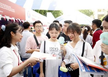 Thí sinh đỗ đại học bằng điểm thi tốt nghiệp THPT, trượt vì điều kiện học bạ