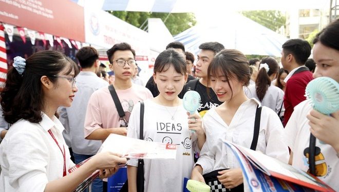 Thí sinh đỗ đại học bằng điểm thi tốt nghiệp THPT, trượt vì điều kiện học bạ