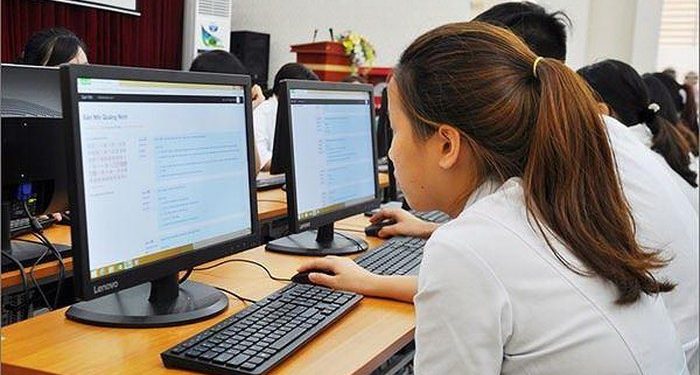Thi tốt nghiệp THPT sẽ sớm được thi trên máy tính