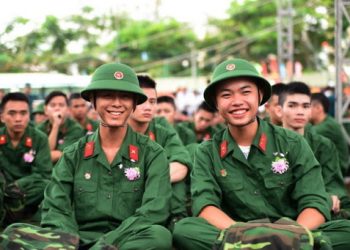 Thủ tục để tạm hoãn nghĩa vụ quân sự cho nam sinh viên