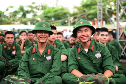 Thủ tục để tạm hoãn nghĩa vụ quân sự cho nam sinh viên