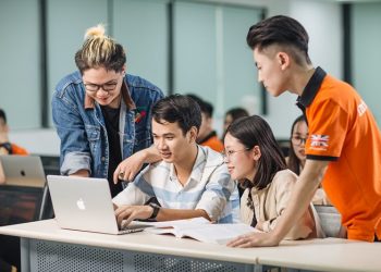 Top 10 Website tìm việc làm thêm tốt nhất cho sinh viên