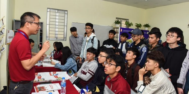 Top những trường Đại học dễ xin việc nhất hiện nay