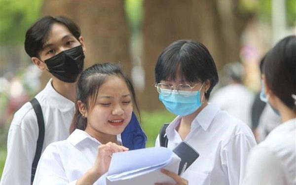 Trượt NV1, đủ điểm NV2 nhưng NV2 đủ chỉ tiêu thì mình sẽ trượt?