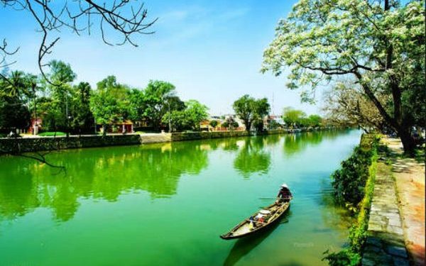 Tuyển tập nhận định hay về tác phẩm văn học lớp 12