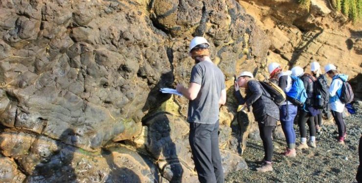 Chương trình đào tạo Ngành Kỹ thuật địa chất