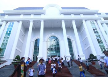 ĐH Sư Phạm TPHCM tuyển sinh Liên thông từ TC, CĐ lên Đại học năm 2020