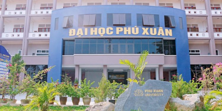 Điểm chuẩn Trường Đại học Dân lập Phú Xuân 2020