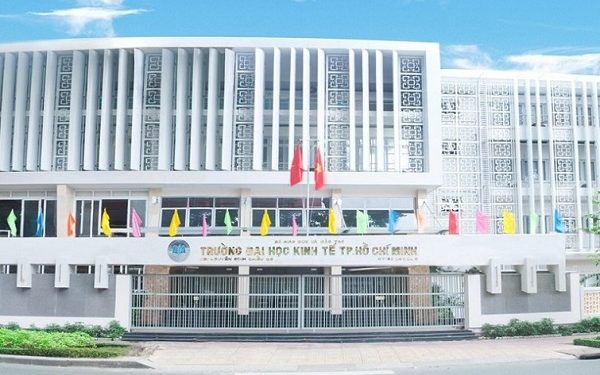 Điểm chuẩn xét học bạ Đại học Kinh tế TP HCM 2020