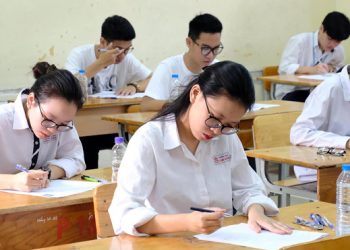 Thi THPT 2020: Thí sinh bị nhiễm Covid được xem xét đặc cách tốt nghiệp THPT